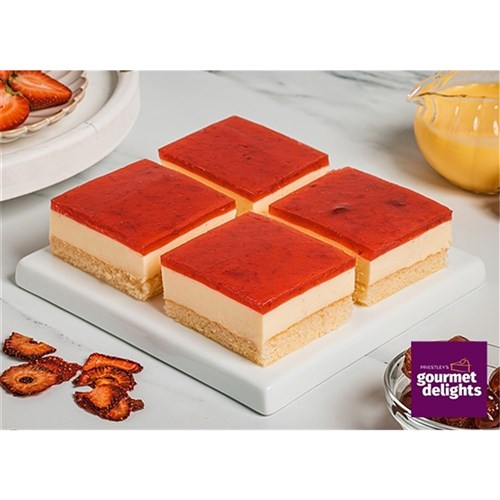 Strawberry Sponge Cheesecake Tray GF 1.72kg